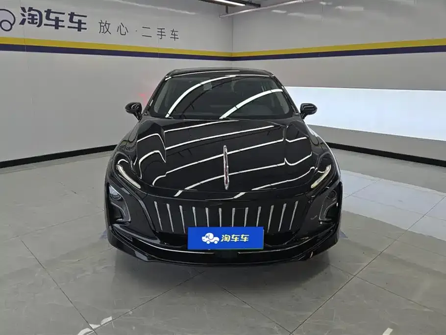 Hongqi E-QM5 — фото 2