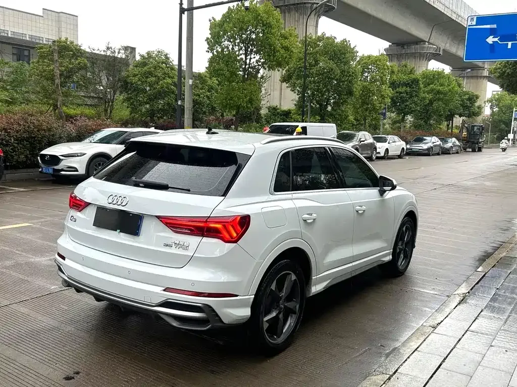 Audi Q3 2021 из CN, фото 7