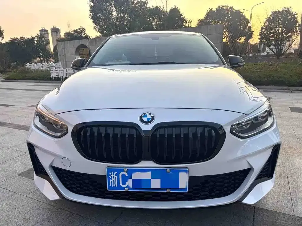 BMW 1 Series 2023 из CN, фото 7