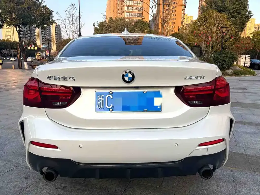 BMW 1 Series 2023 из CN, фото 5