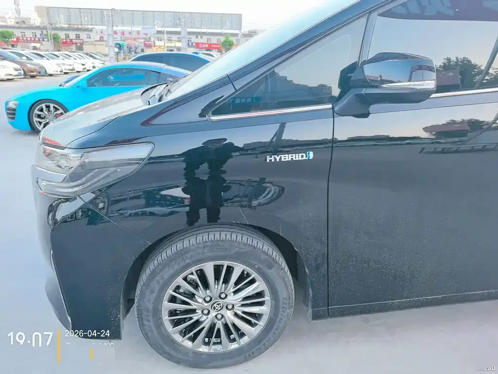 Toyota Alphard 2021 из CN, фото 9