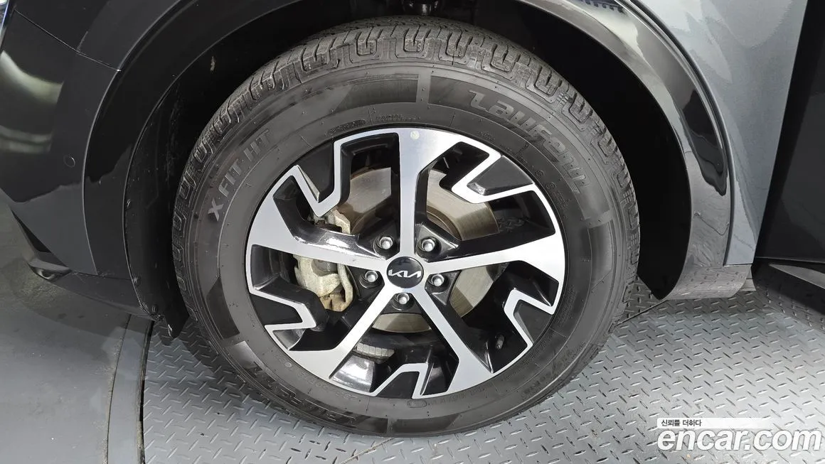 Kia Sportage — фото 7