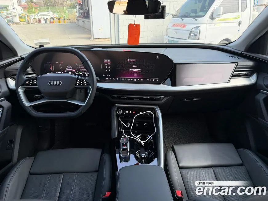 Audi Q5 2025 из KR, фото 5