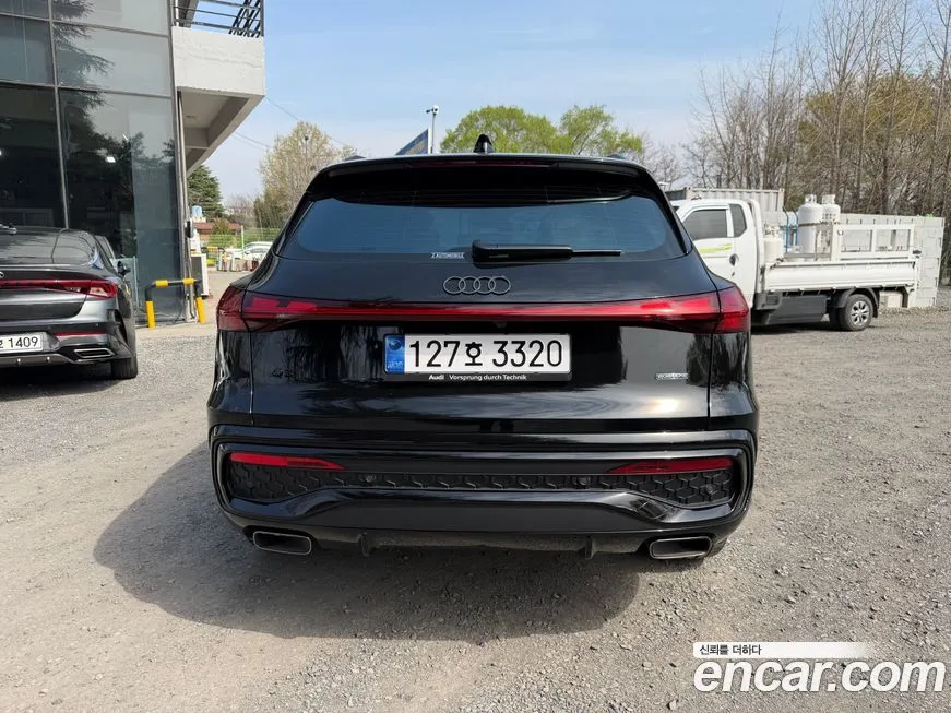Audi Q5 2025 из KR, фото 8