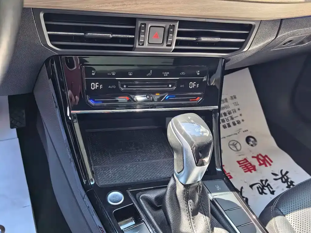 Volkswagen Passat — фото 8