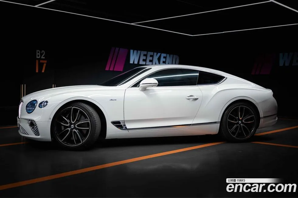 Bentley Continental 2023 из KR, фото 7