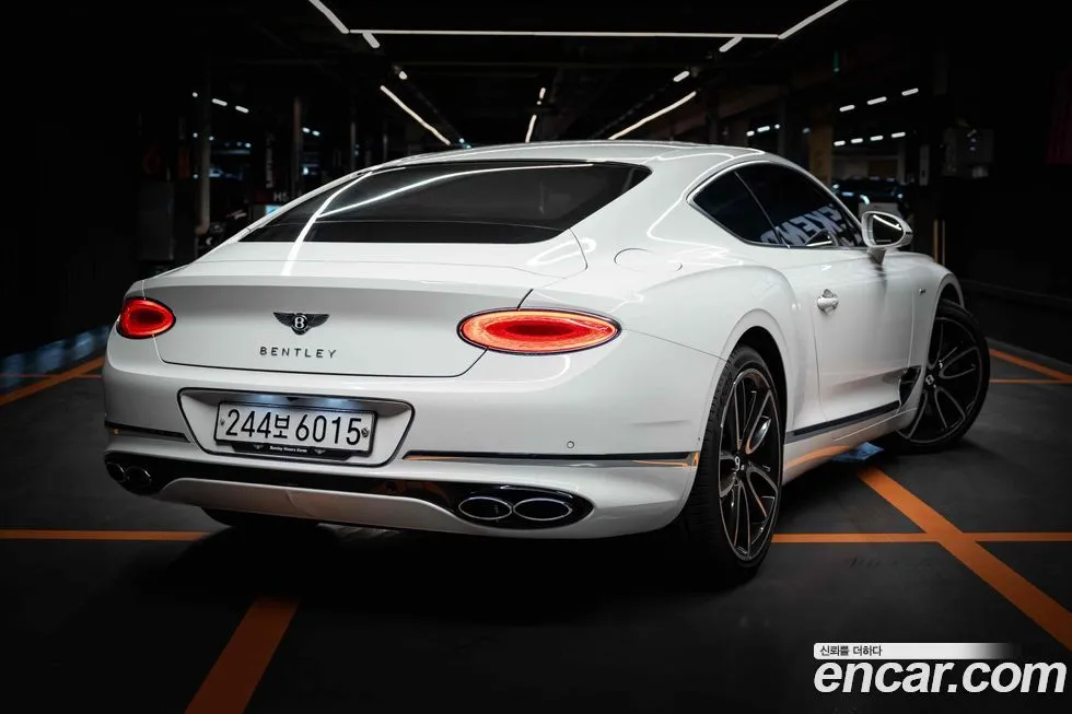 Bentley Continental 2023 из KR, фото 9