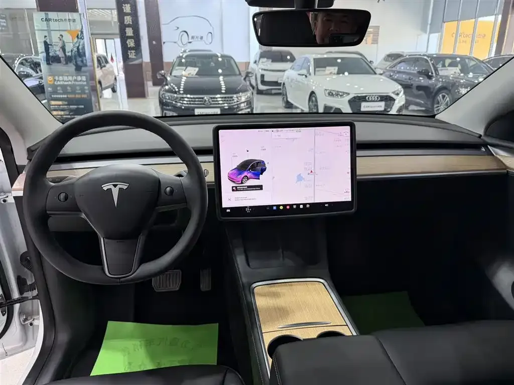 Tesla Model Y 2021 из CN, фото 3