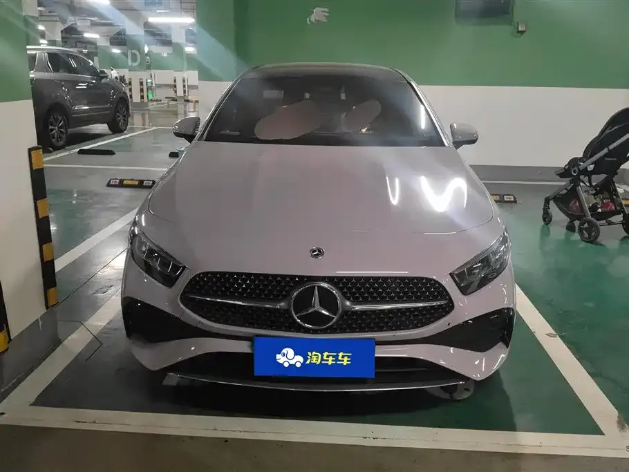 Mercedes-Benz A-Class 2023 из CN, фото 4