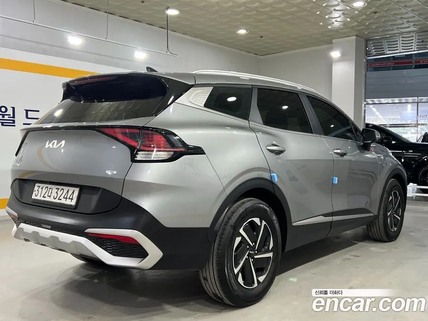 Kia Sportage — фото 6