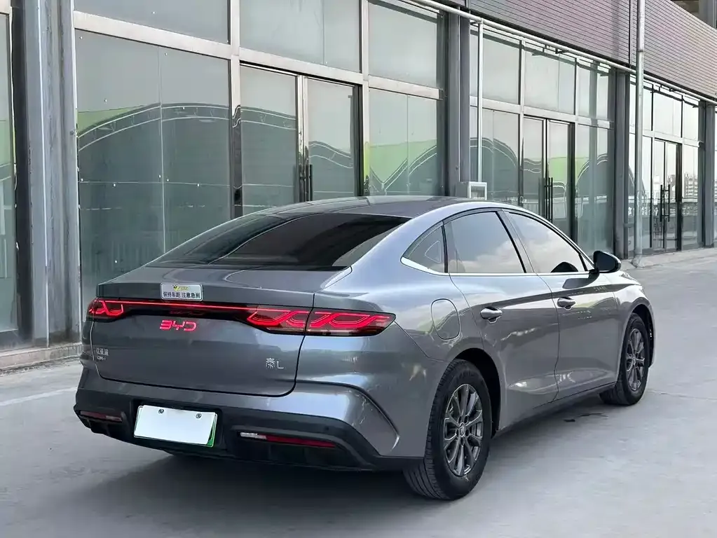 BYD Qin L — фото 5