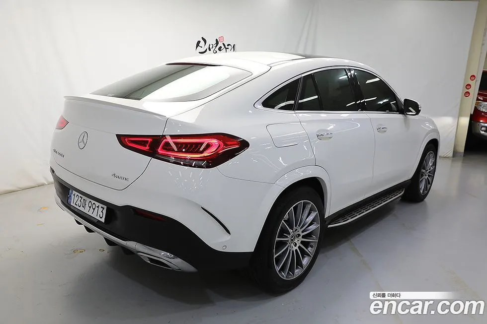 Mercedes-Benz GLE-Class — фото 5