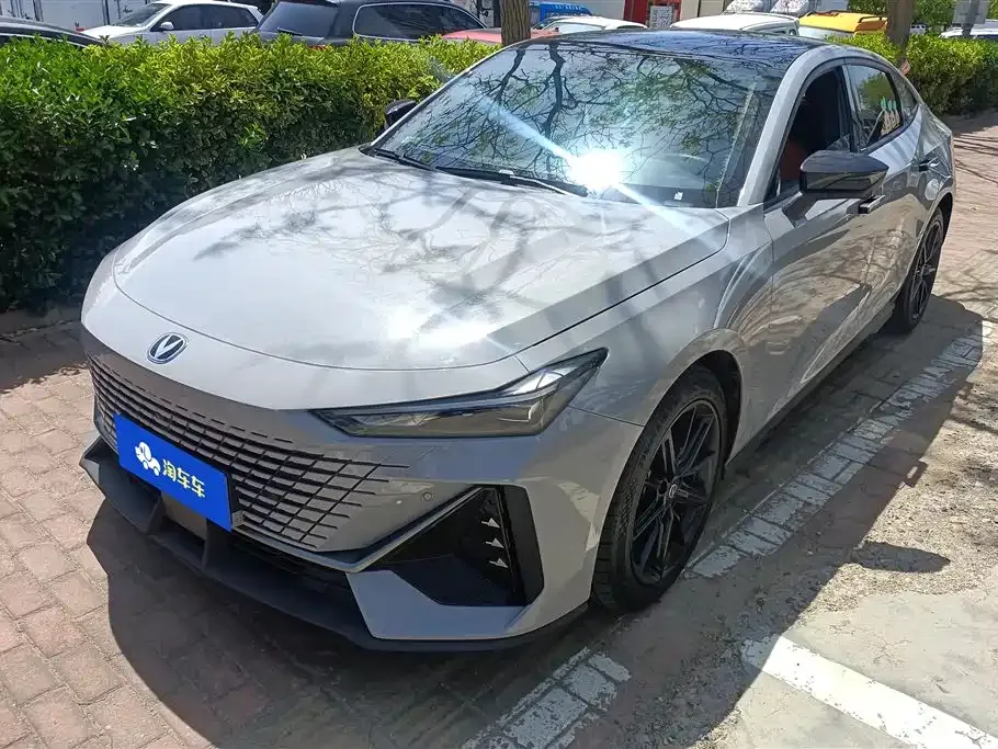 Changan UNI-V 2023 из CN, фото 1