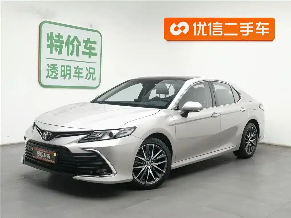 Toyota Camry 2022 из CN, фото 1