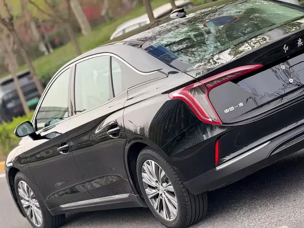 Hongqi E-QM5 2024 из CN, фото 5
