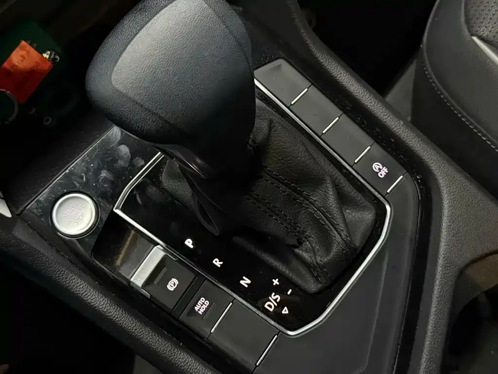 Volkswagen Tiguan L 2022 из CN, фото 5