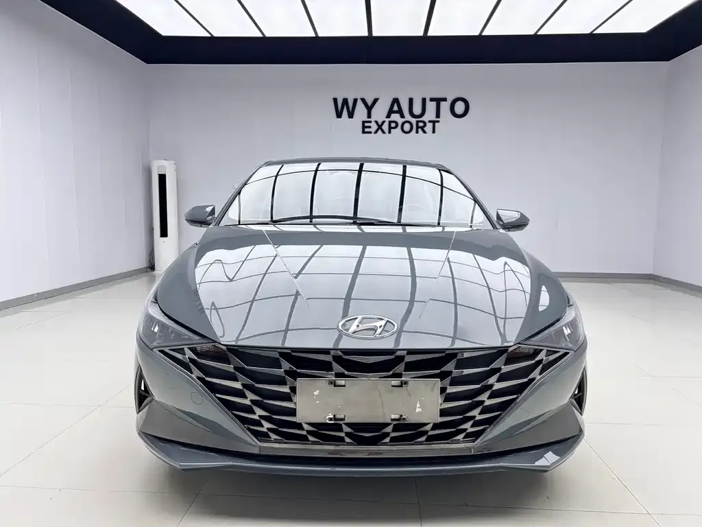 Hyundai Elantra — фото 6