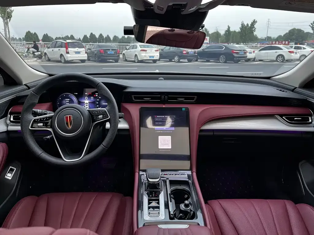 Hongqi H5 2025 из CN, фото 2