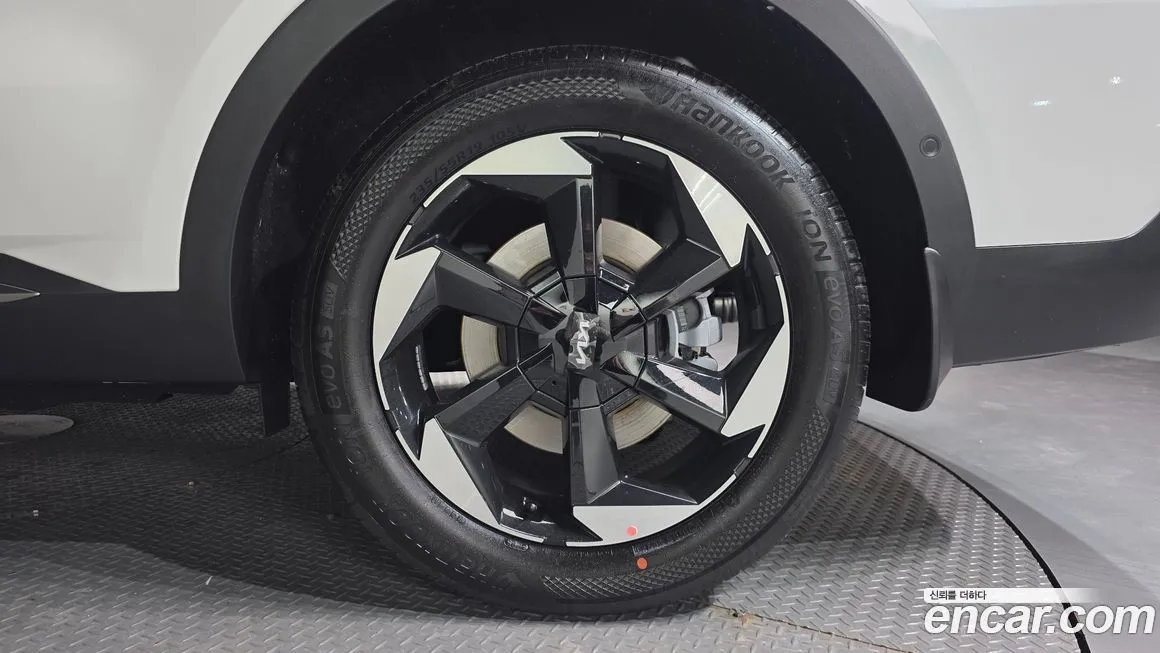 Kia Sorento — фото 9