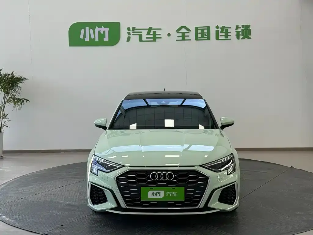 Audi A3 2023 из CN, фото 2