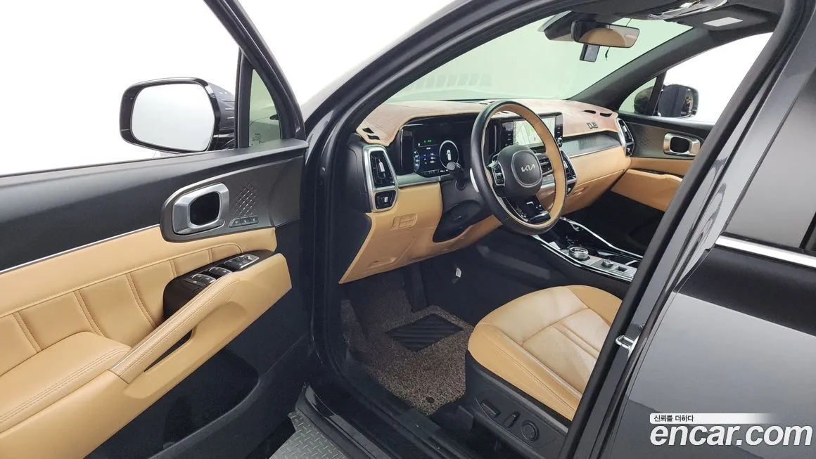 Kia Sorento — фото 7