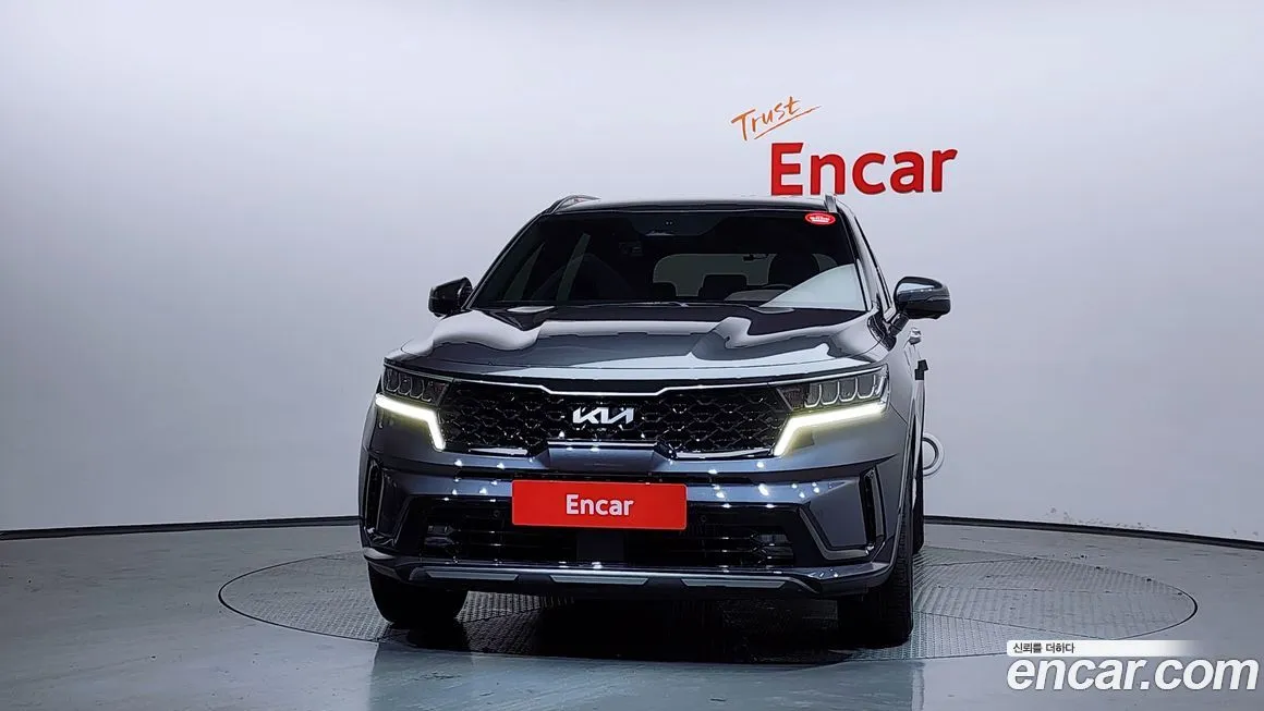 Kia Sorento — фото 5