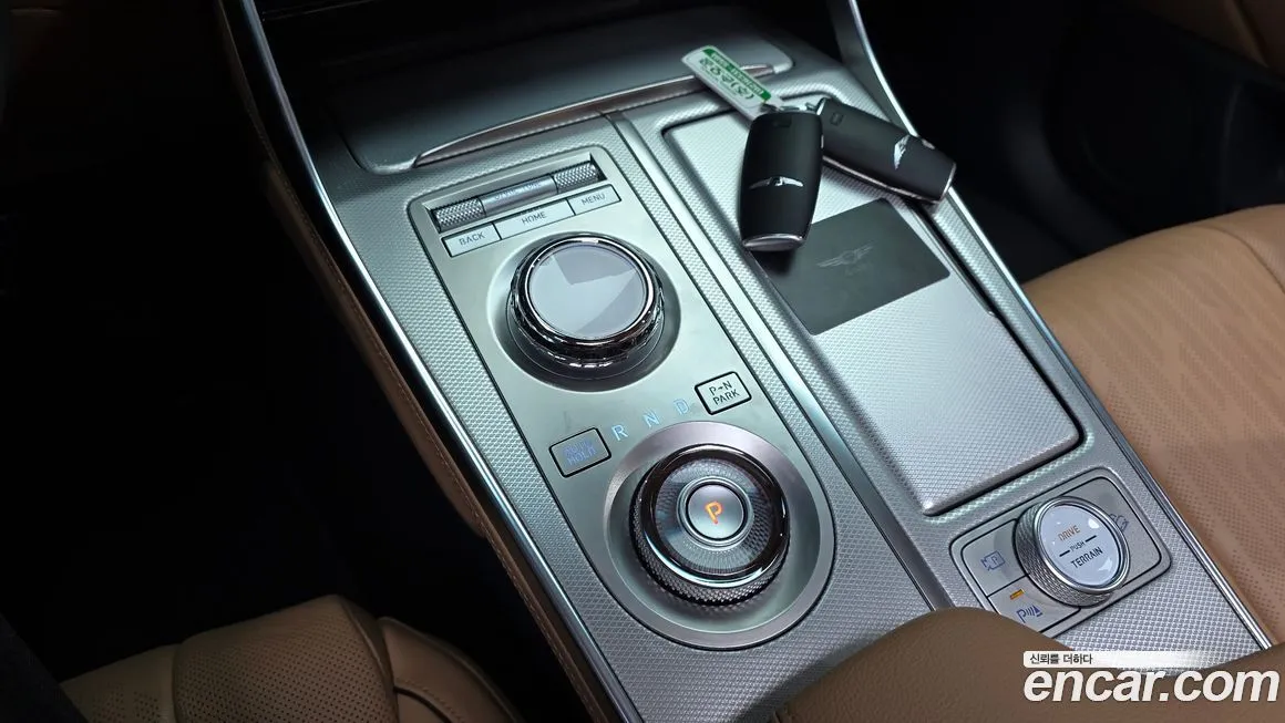 Genesis GV80 — фото 10