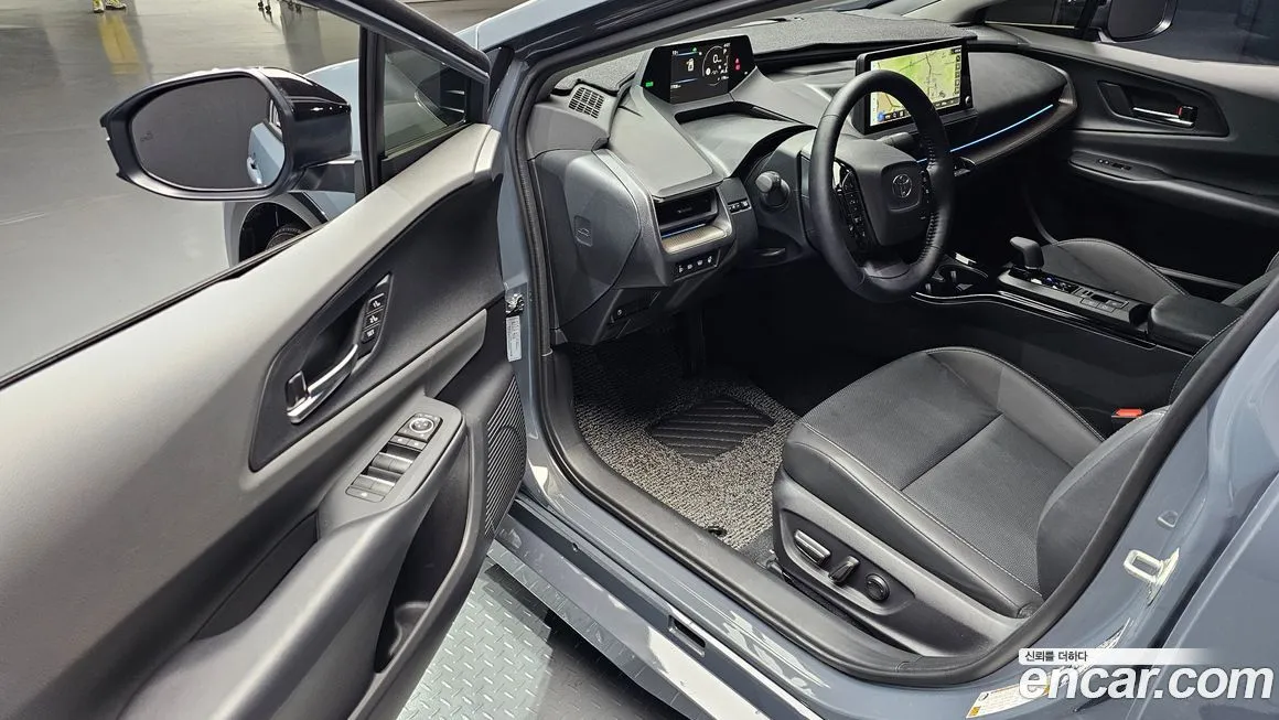 Toyota Prius 2025 из KR, фото 10