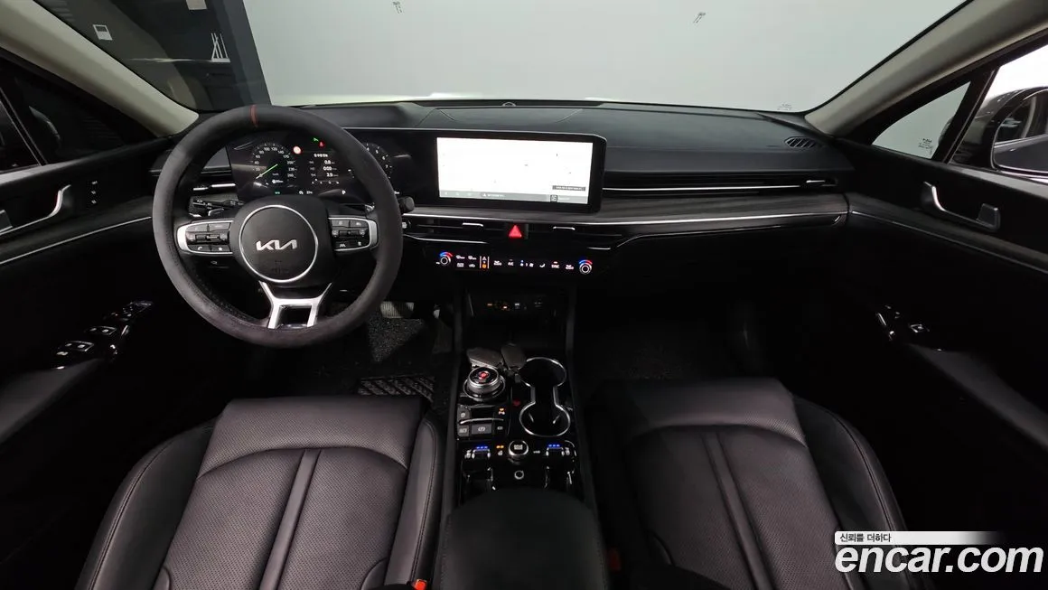 Kia K5 2025 из KR, фото 2