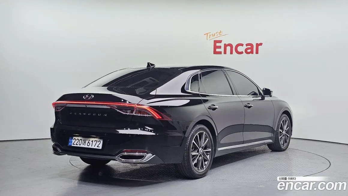 Hyundai Grandeur 2023 из KR, фото 2