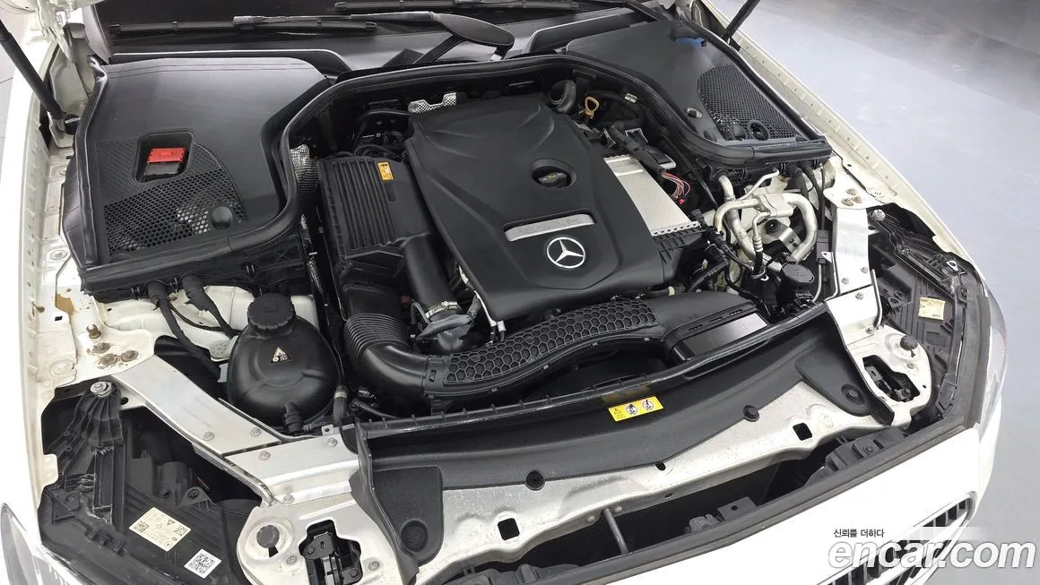 Mercedes-Benz E-Class 2021 из KR, фото 10