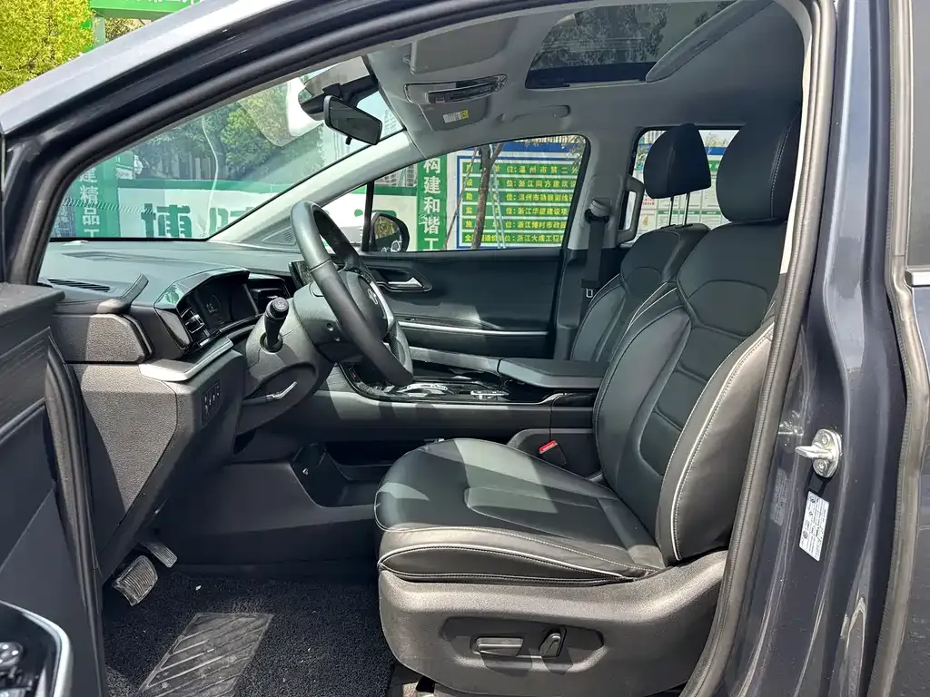 Hyundai Custo 2025 из CN, фото 4