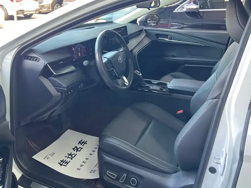Toyota Camry 2024 из CN, фото 9