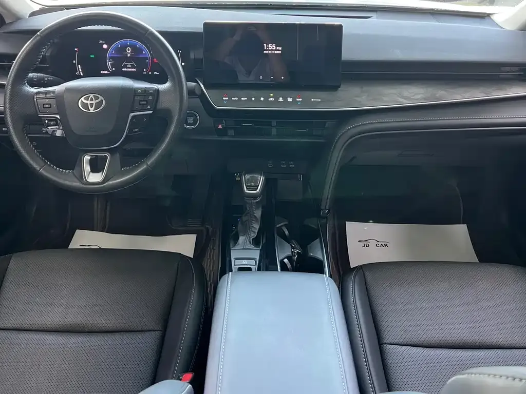 Toyota Camry 2024 из CN, фото 10