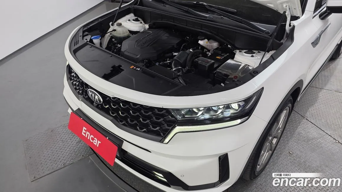 Kia Sorento — фото 10