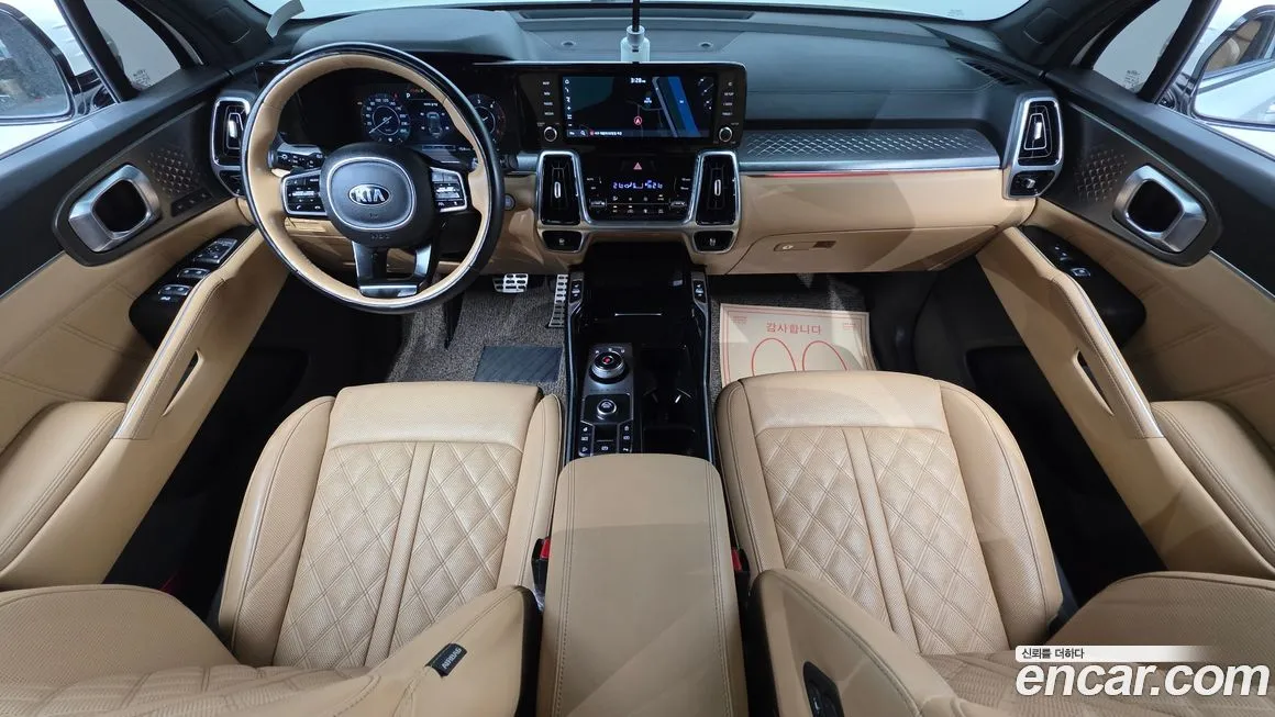 Kia Sorento — фото 9