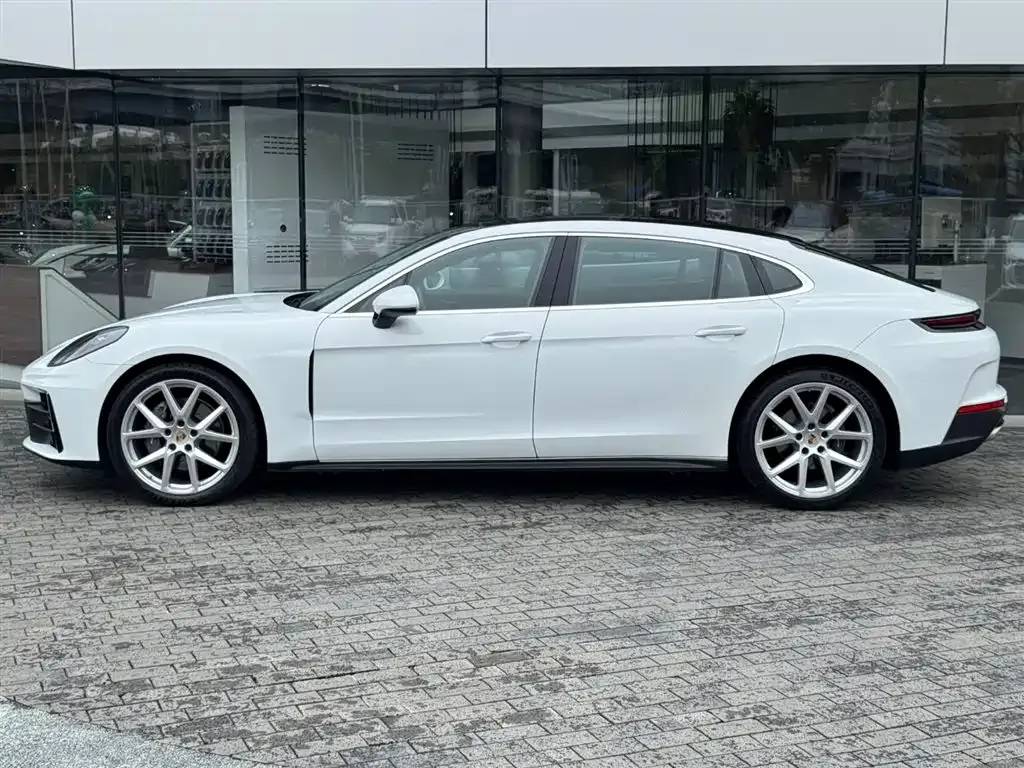 Porsche Panamera 2024 из CN, фото 7