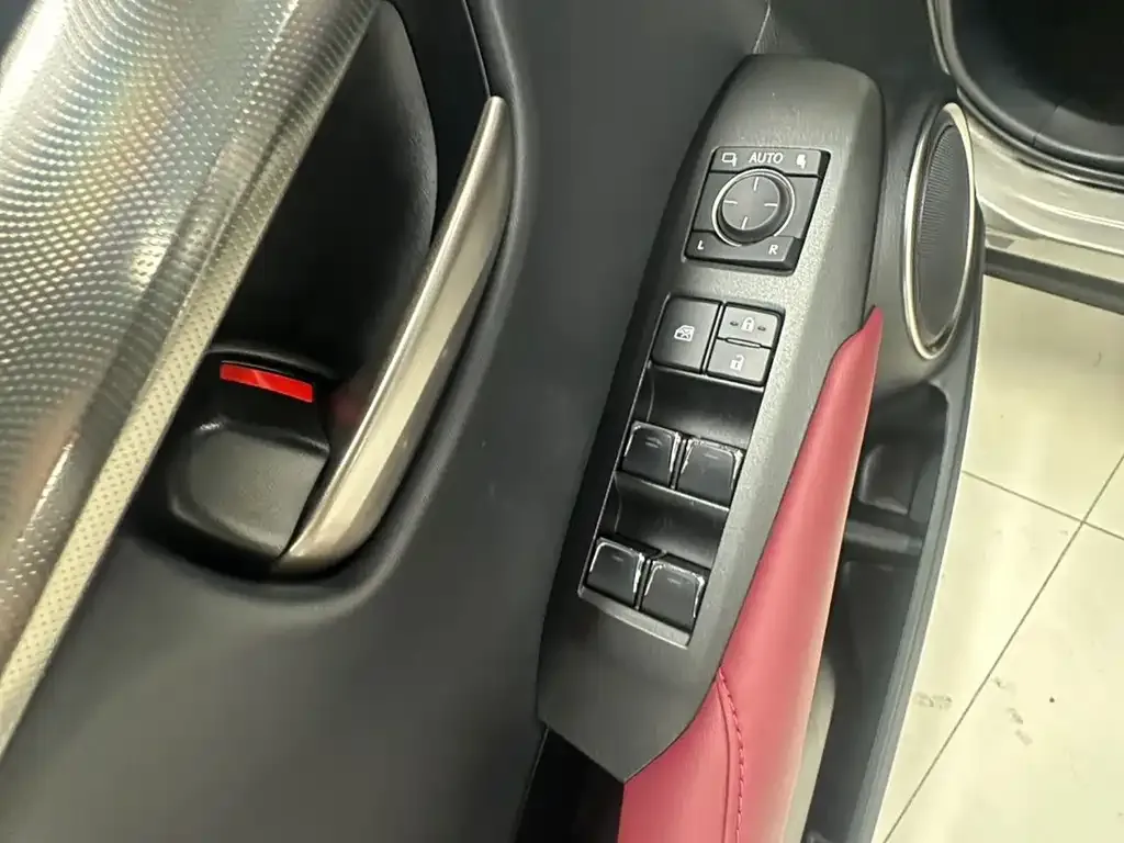 Lexus NX 2021 из CN, фото 8