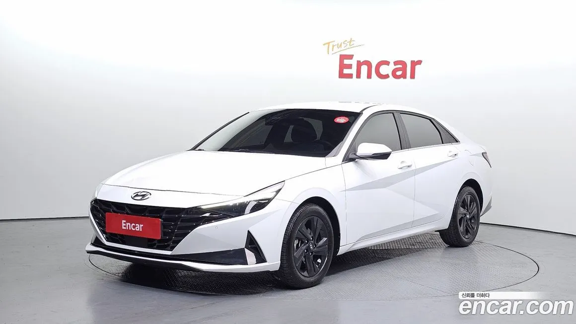 Hyundai AVANTE 2023 из KR, фото 1