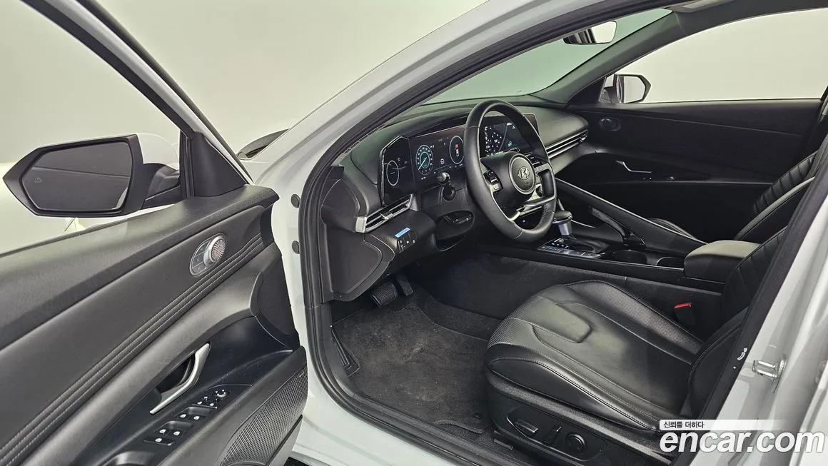 Hyundai AVANTE 2023 из KR, фото 5