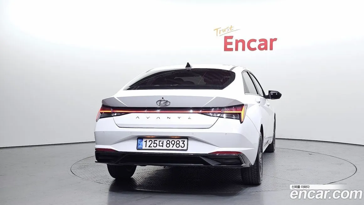 Hyundai AVANTE 2023 из KR, фото 2