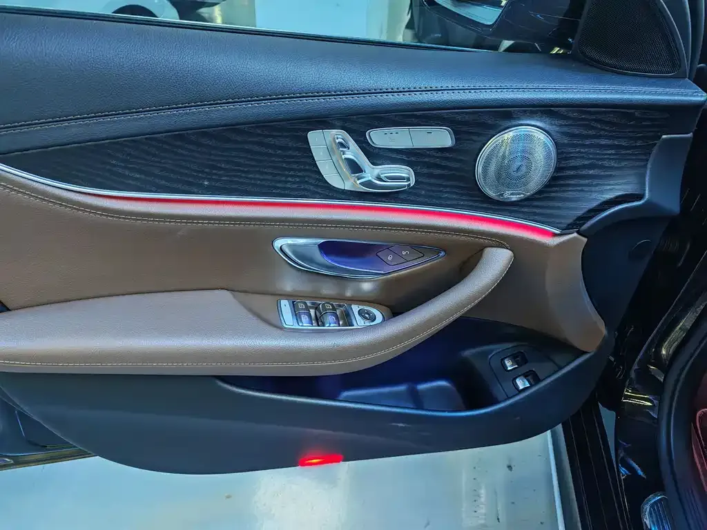 Mercedes-Benz E-Class New Energy 2023 из CN, фото 4