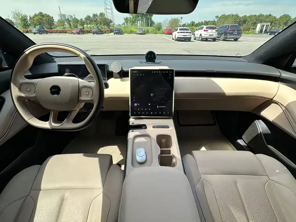 NIO ET5T 2024 из CN, фото 6