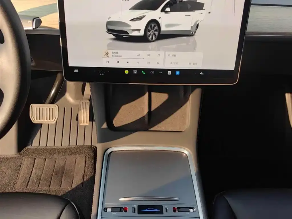 Tesla Model Y 2023 из CN, фото 9