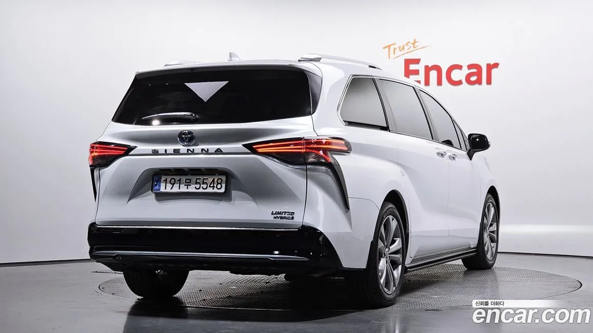 Toyota Sienna 2024 из KR, фото 4