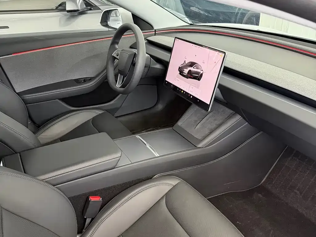 Tesla Model 3 2025 из CN, фото 4
