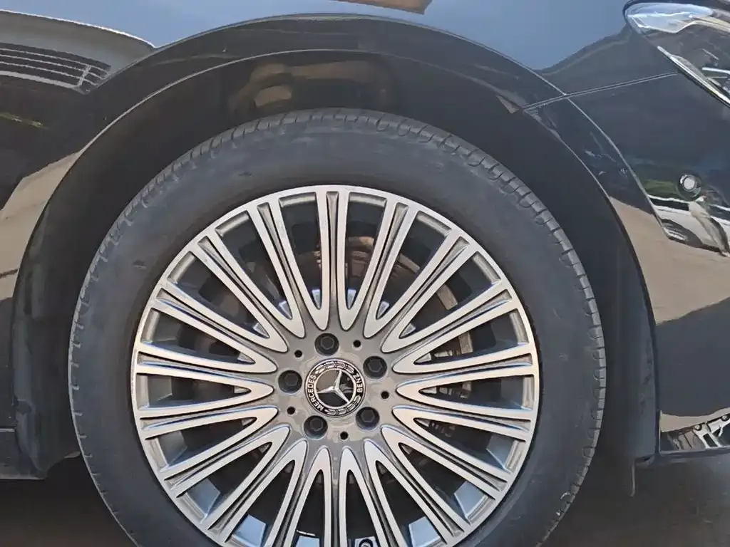 Mercedes-Benz E-Class 2023 из CN, фото 4