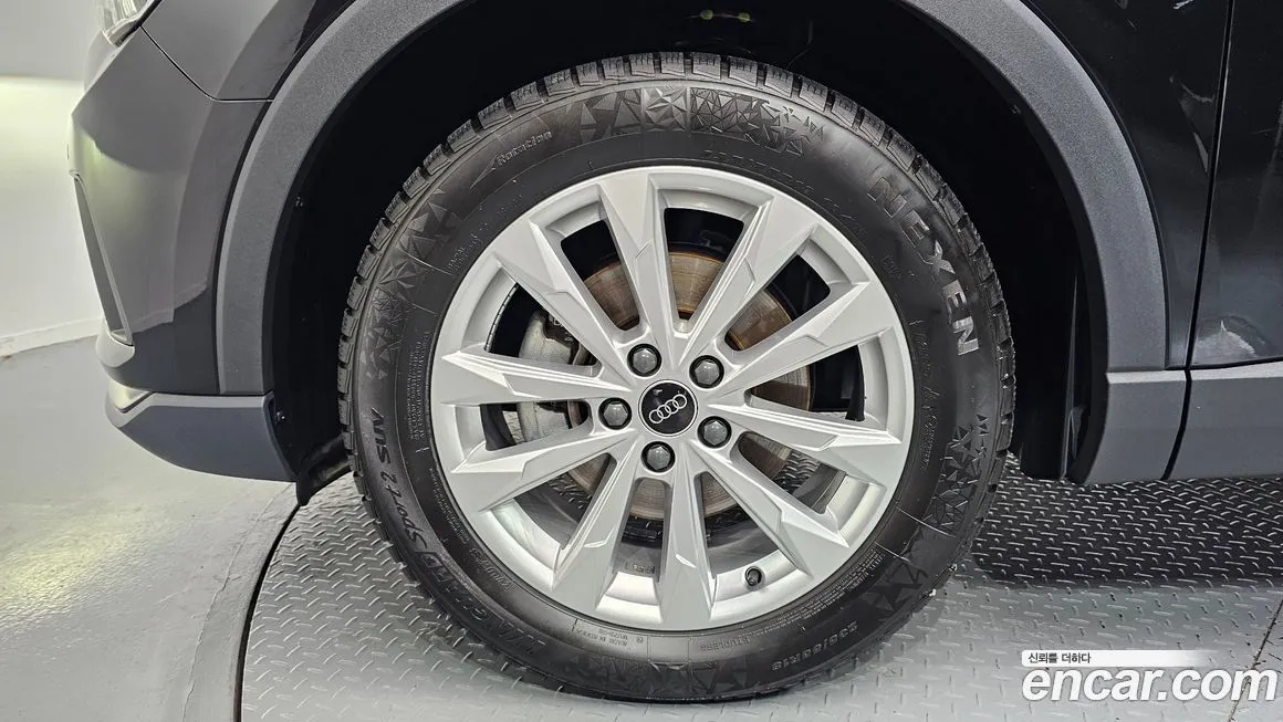 Audi Q3 2023 из KR, фото 7