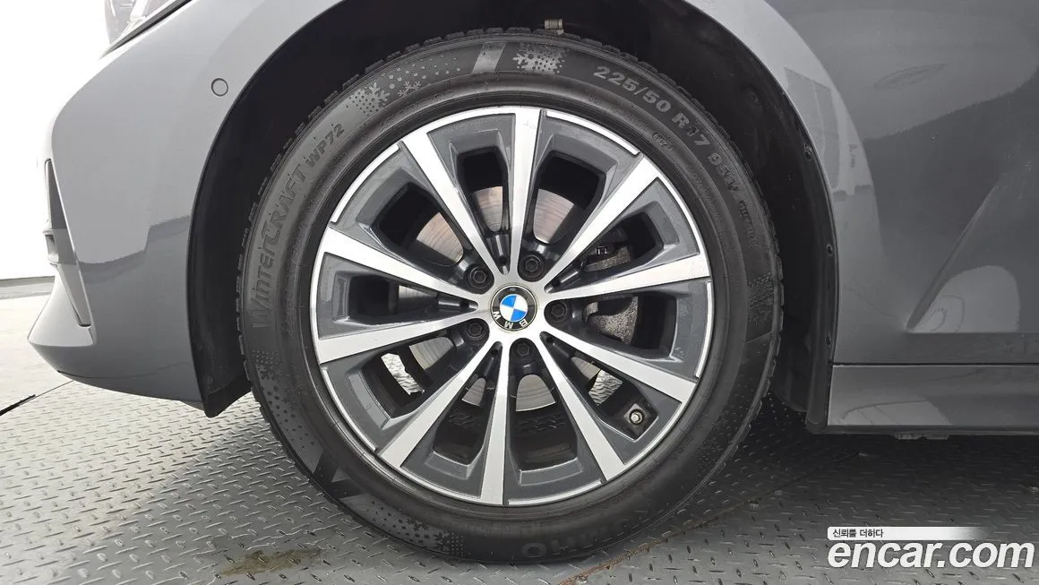 BMW 3-Series 2022 из KR, фото 6