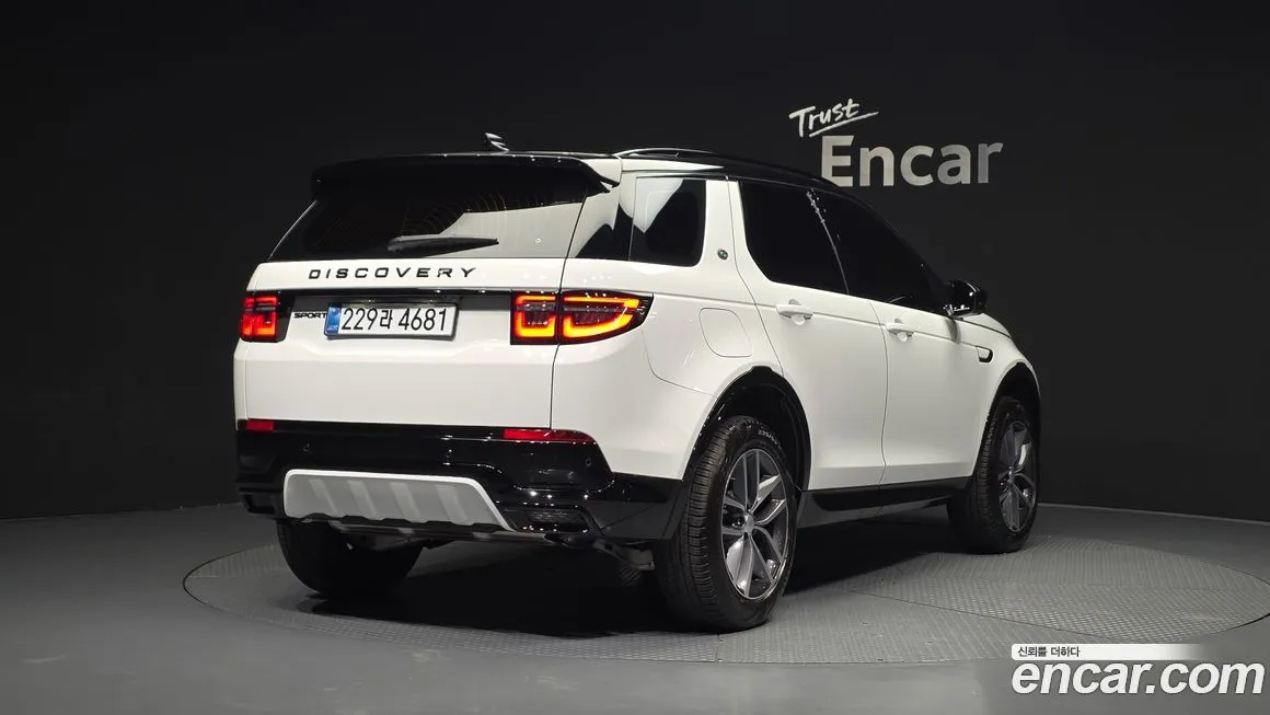 Land Rover Discovery Sport — фото 5